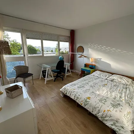 Apartament Vaste Et Lumineux *